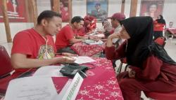 Dapur Marhaen Diluncurkan, PDIP Sragen Bagikan 500 Makanan dan Pengobatan Gratis