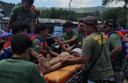 Asyik Bermain Air, 3 Wisatawan Terseret Ombak di Pantai Parangkusumo Bantul