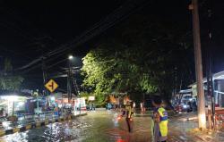 Banjir Setinggi 1 Meter Rendam Cepu Blora, Warga Dievakuasi dan Lalu Lintas Sempat Lumpuh