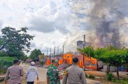 Kebakaran di Katingan Hanguskan 2 Rumah dan 2 Ruko, Kerugian Ratusan Juta Rupiah