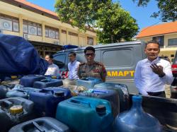 Polisi Bongkar Dua Kasus BBM Subsidi di Banyuwangi, 7 Tersangka Diamankan