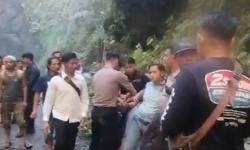 Meresahkan Pengunjung, 4 Oknum Pungli Wisata Air Terjun Tumpak Sewu Ditangkap Polisi