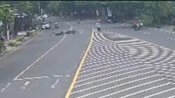 Kecelakaan Maut Gegara Lawan Arah Adu Banteng, 1 Tewas