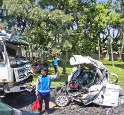 Sopir Truk Diduga Mengantuk Picu Kecelakaan Beruntun di Tol Waru–Sidoarjo, Grandmax Ringsek Parah