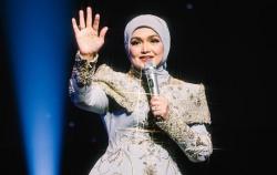 Siti Nurhaliza Kecelakaan di Jalan Tol usai Manggung, Sempat Dilarikan ke Rumah Sakit