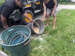 Digerebek! Produksi Miras Oplosan di Sentani Terbongkar