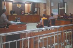 Sidang Tipiring di Purwokerto, Penjual Miras Ilegal Dikenai Denda