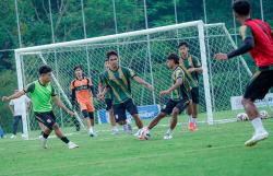 Deltras FC Vs Kendal Tornado FC: Laskar Badai Pantura Termotivasi Akhiri Catatan Minor
