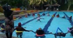 Unik! Lansia di Cilegon Ramai Ikuti Senam Air, Bisa Redakan Nyeri Sendi