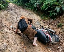 Jalan Terjal Guru-Guru Jorong Nenan demi Masa Depan Anak Negeri