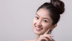 Wajah Kusam dan Berminyak? Ini Tips Praktis Remaja Masa Kini Dapatkan Kulit Cerah Tanpa Lama