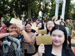 Hari Kartini, SMA Don Bosko Cetak Rekor Literasi dan Inklusi Menabung Emas dengan Peserta Terbanyak