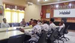 Datangi Polres, PGRI TTU Minta Keadilan untuk Guru Korban Penganiayaan di Kaubele