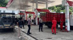 Polres TTU Intensifkan Patroli SPBU, Pastikan Stok BBM Aman Pasca Penyesuaian Harga