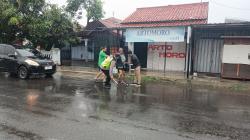 Viral ODGJ Bawa Parang Keliling Pemalang, Polisi Gercep Evakuasi