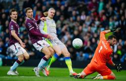 Manchester City Depak Arsenal dari Puncak Klasemen, Guardiola Puji Performa Tim