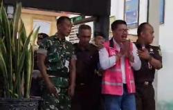 Ditetapkan Jadi Tersangka Ketua DPRD Magetan Langsung Mewek, Diduga Korupsi Pokir Rp242 Miliar