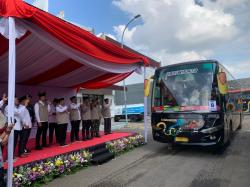 Lepas Keberangkatan 443 Jemaah Haji, Bupati Aep Pastikan Kesehatan dan Fasilitas Siap