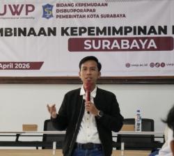 Cetak Pemimpin Muda, Siswa SMA hingga Mahasiswa Surabaya Dibekali Skill Leadership dan Podcast