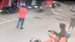 Polisi Buru Pemotor Koboi di Bandung, Tak Terima Ditegur Antre Malah Todongkan Pistol