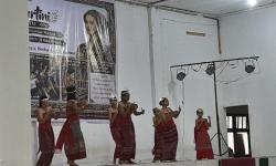 Dari Tenun Ikat hingga Fashion Show, Perempuan TTU Ramaikan Hari Kartini 2026