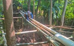 Terancam Kekeringan, Warga Ngilo Ilo Ponorogo Perbaiki Irigasi Secara Swadaya