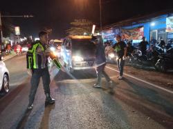 Hilang Kendali Saat Nyalip, Pelajar di Tulungagung Tewas Tabrak Truk Tangki