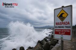 NTT Bagian Selatan Berisiko Diterjang Gelombang Tinggi Hingga 4 Meter