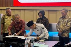 RUPSLB Perpanjang Jabatan Komisaris Utama Bank Majatama Mojokerto