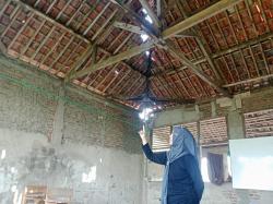 8 Tahun Menunggu Bantuan dari Kemenag, Bangunan MTs-MA 12 Rabiul Awwal Rusak Berat