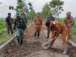 Berlatar Pemandangan Gunung Lawu, Jalan Cor Baru TMMD Ini bakal Disulap Jadi Arena CFD