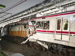 3 Perjalanan KA Dibatalkan Imbas Tabrakan KA Argo Bromo Anggrek - KRL di Bekasi Timur