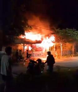 Warung Nasi di Situbondo Ludes Terbakar Saat Pemilik di Luar Kota, Kerugian Capai Rp30 Juta