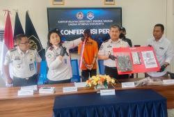 Kanwil Imigrasi DIY Tangkap Warga Negara Jerman di Parangtritis, Langgar Izin Tinggal