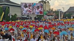 Hari Tari Sedunia, 1.700 Penari Kipas di Solo Ciptakan Rekor Kolosal dengan Peserta Terbanyak