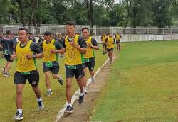 Siap Tempur! Intip Aksi Prajurit Kodim Grobogan Uji Nyali di Lintasan Lari