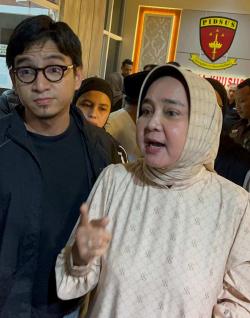 Suami Jadi Tersangka Korupsi, Istri Arinal Tantang Kejati Bongkar Penyertaan Modal Awal