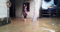 Kali Cinyompok Meluap, Banjir Rendam Permukiman Warga Tenjo Bogor
