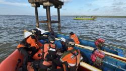 Nelayan Hilang Terseret Arus di Muara Badak, Tim SAR Gabungan Lakukan Pencarian