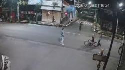 Bahayakan Pengendara Lain, Aksi Balap Liar di Tengah Kota Madiun Terekam CCTV