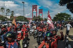 Potret Aksi Hari Buruh Sedunia di Palembang