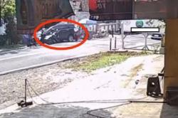 Mobil Kepala Dinas Pandeglang Kecelakaan, Tewaskan 2 Siswa SDN Sukaratu dan 1 Pedagang