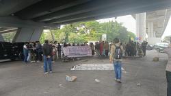 Hardiknas 2026, Massa Demo di Flyover Makassar