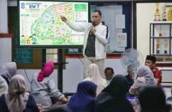 Gen Z Surabaya Dicetak Jadi Penggerak Ekonomi Kampung, Modal Rp5 Juta per Bulan Disiapkan!