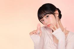 Tampil Natural, Konsumen Butuh Blush yang Mudah Dibaurkan