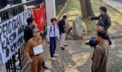 Bongkar Ketimpangan Pendidikan Banten, Gaji Guru hingga Dugaan Pencitraan Jadi Sorotan