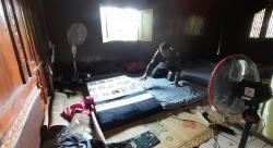 Potret Sederhana Tempat Tidur Satgas TMMD di Rumah Warga, Beralaskan Kasur Busa dan Kipas Angin