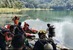 Operasi Pencarian Korban Tenggelam di Danau Rana Mese Masih Nihil