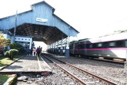 Stasiun Comal Layani Naik-Turun 1.472 Penumpang dalam Sepekan, Didominasi Tujuan Semarang