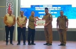 Bantu Pemulihan Pendidikan, Pramuka Jatim Distribusikan 725 Seragam ke Aceh Tamiang